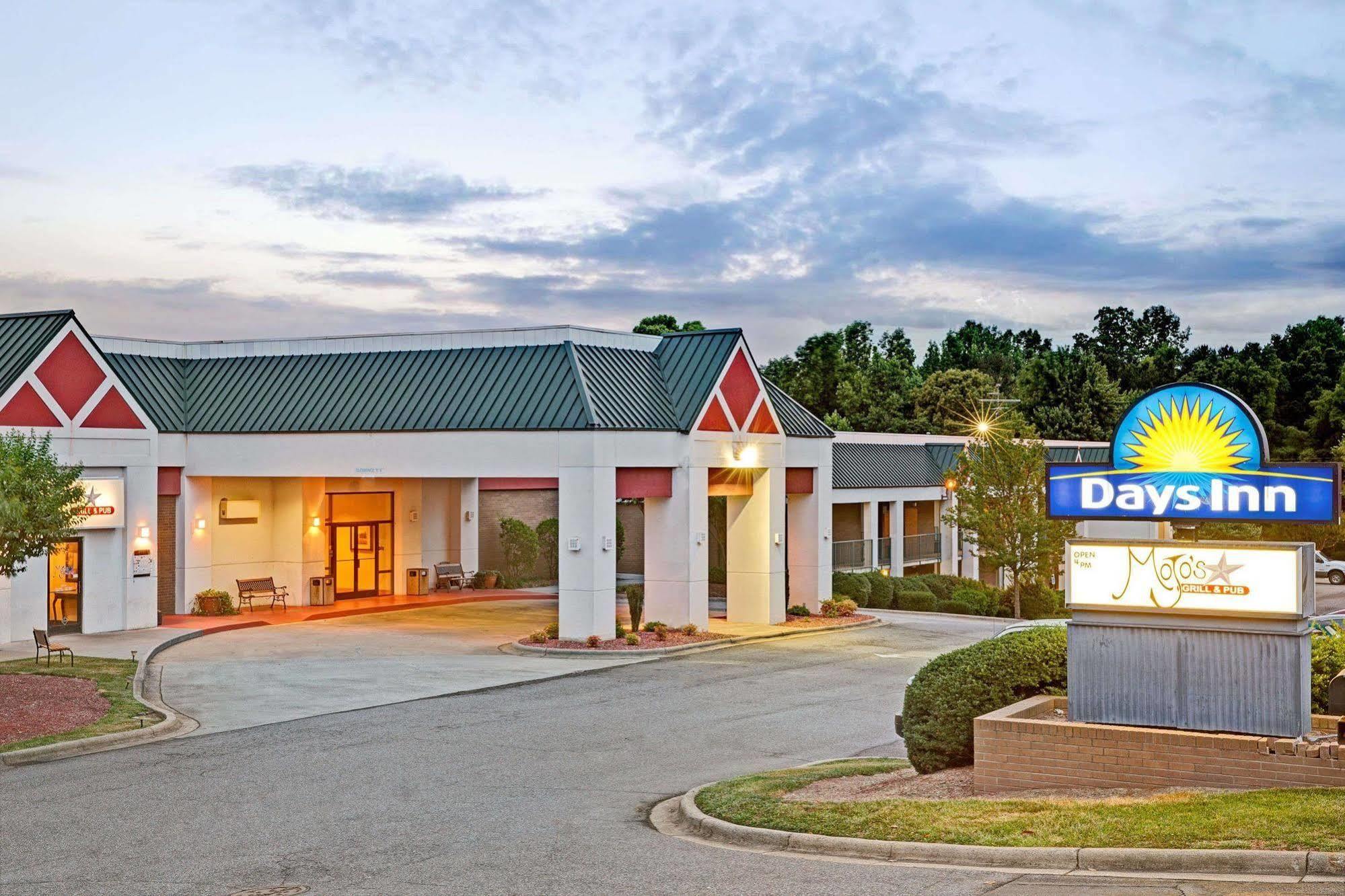Days Inn Lake Norman كورنيليوس المظهر الخارجي الصورة