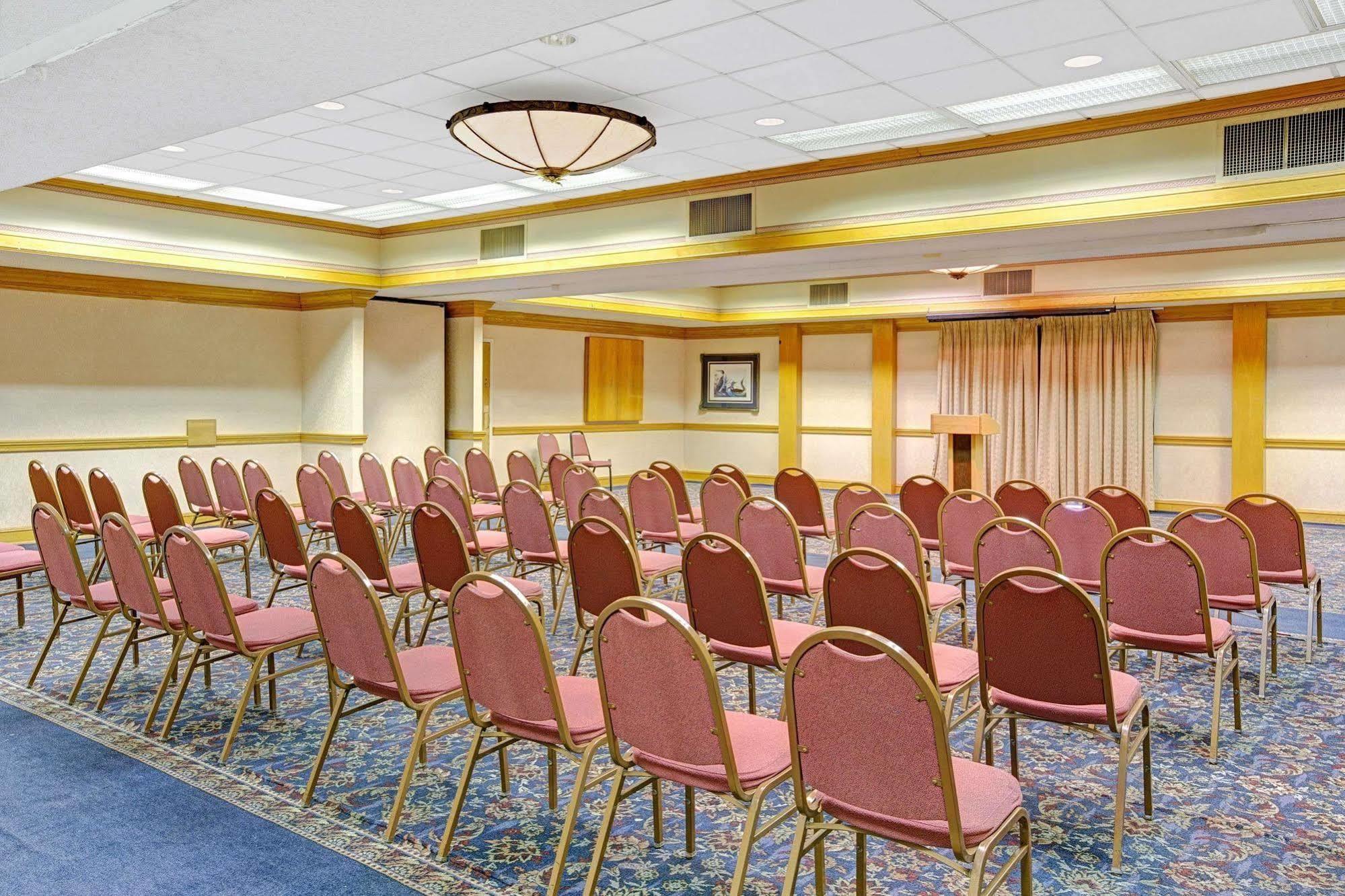 Days Inn Lake Norman كورنيليوس المظهر الخارجي الصورة