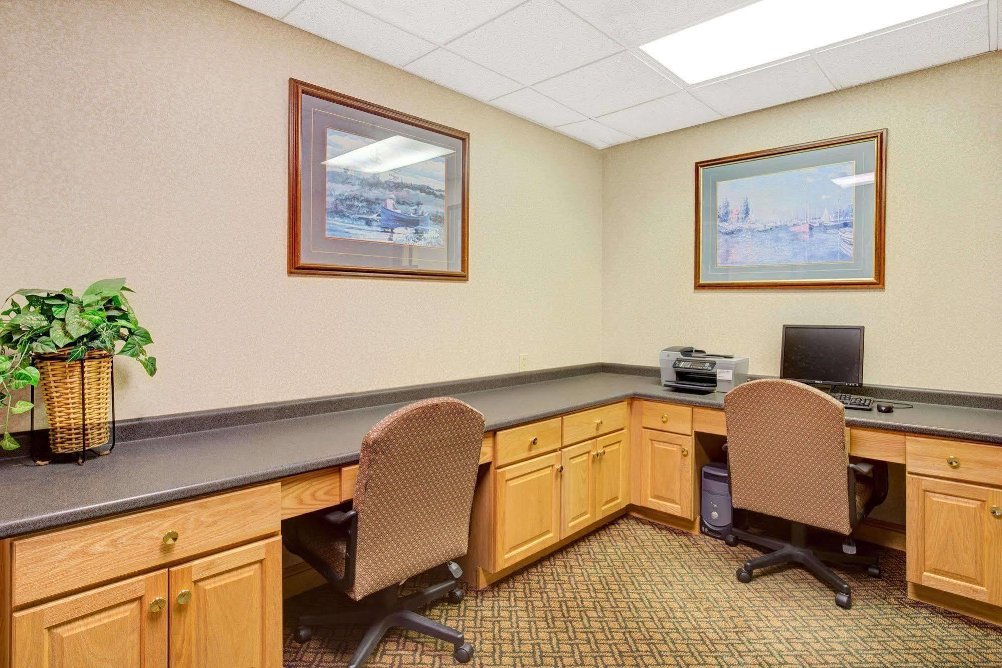 Days Inn Lake Norman كورنيليوس المظهر الخارجي الصورة